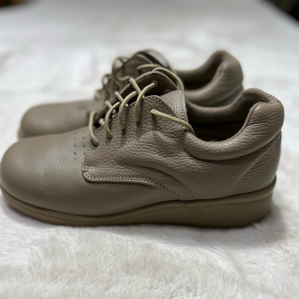 Canfield P.W Minor walking comfort orthopedic shoe size 8.5